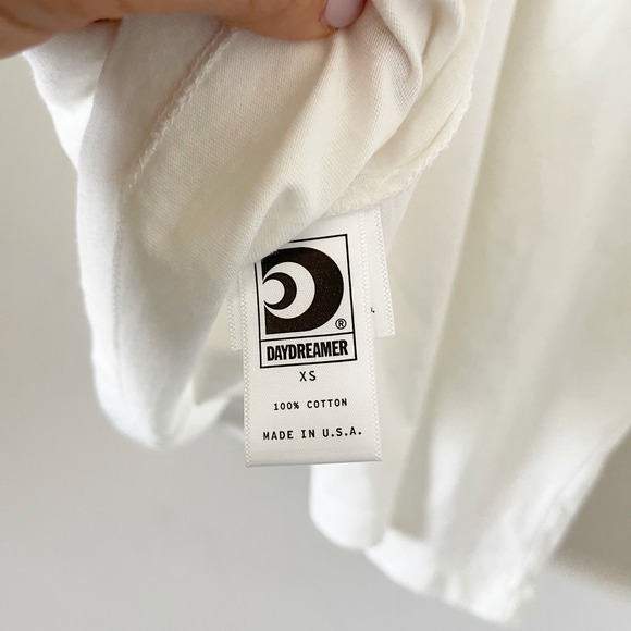 NEW Daydreamer Mariah Carey Rainbow Shrunken Tee Optic White Women's Size XS - Picture 13 of 13